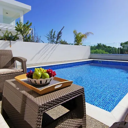 Napa View Вилла Айя-Напа